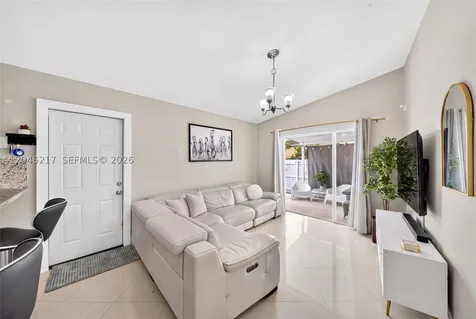17501 SW 142nd Court Miami FL 33177