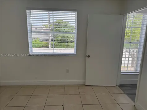 8695 NW 6th Lane Miami FL 33126