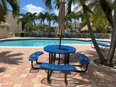 8695 NW 6th Lane Miami FL 33126
