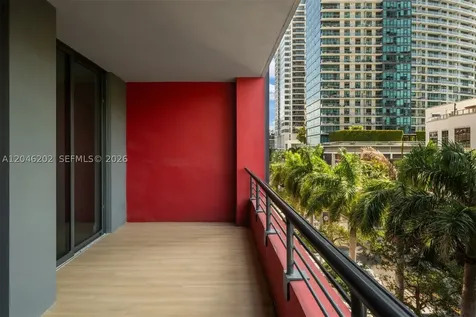 90 NE 32nd Miami FL 33127