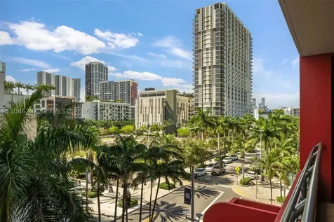 90 NE 32nd Miami FL 33127