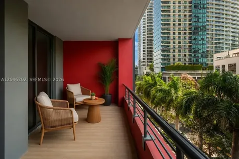 90 NE 32nd Miami FL 33127