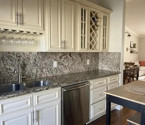 7100 NW 173rd Drive Hialeah FL 33015