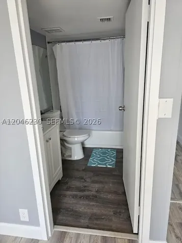 7601 E Treasure Drive North Bay Village FL 33141