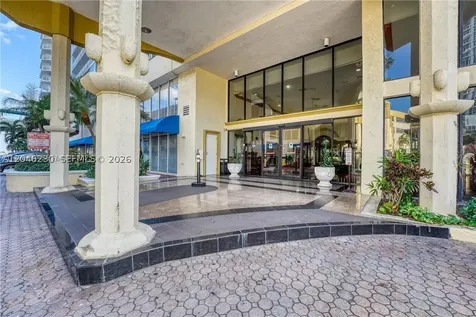 7601 E Treasure Drive North Bay Village FL 33141