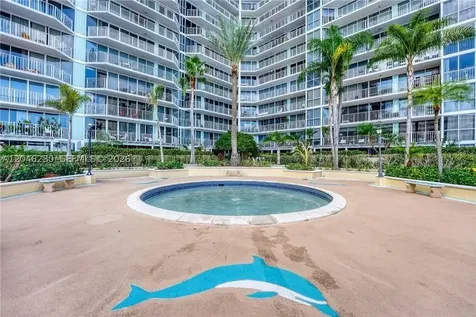 7601 E Treasure Drive North Bay Village FL 33141