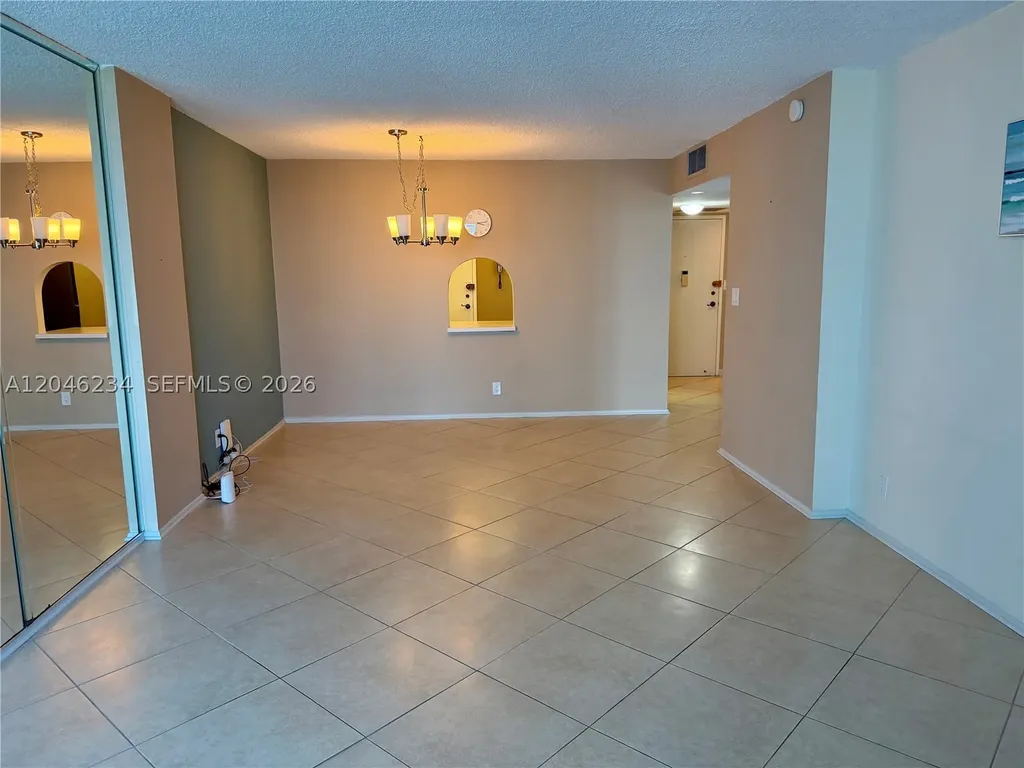 1600 S Ocean Drive Hollywood FL 33019