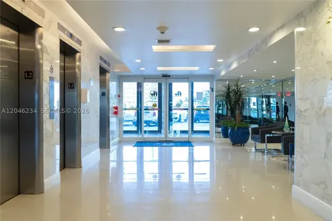 1600 S Ocean Drive Hollywood FL 33019