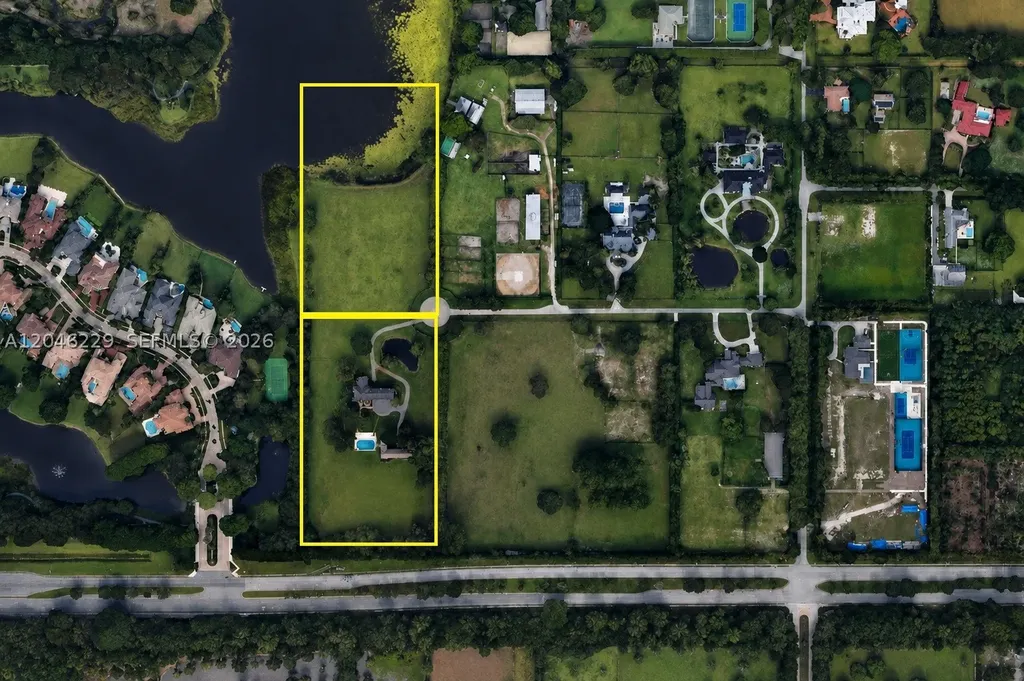 8705 Surrey Lane Boca Raton FL 33496