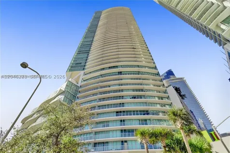 888 Biscayne Boulevard Miami FL 33132