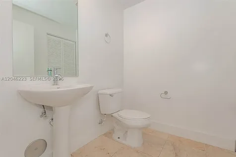 888 Biscayne Boulevard Miami FL 33132