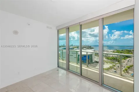 888 Biscayne Boulevard Miami FL 33132