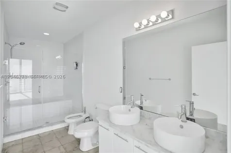 888 Biscayne Boulevard Miami FL 33132