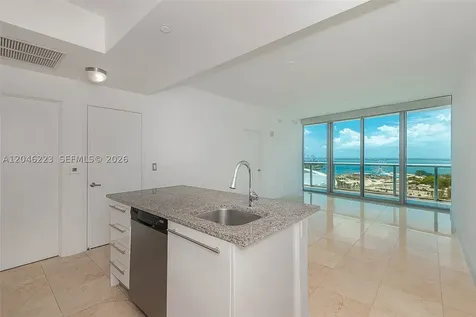 888 Biscayne Boulevard Miami FL 33132