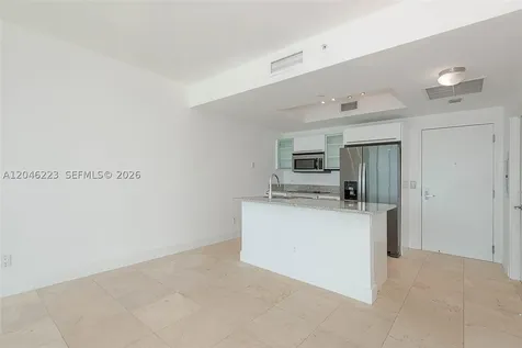888 Biscayne Boulevard Miami FL 33132