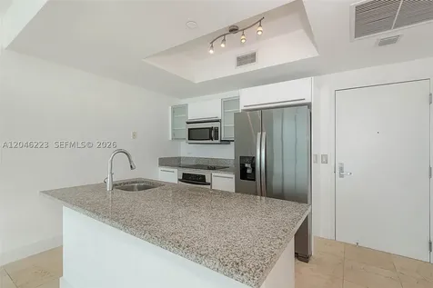 888 Biscayne Boulevard Miami FL 33132