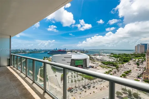 888 Biscayne Boulevard Miami FL 33132