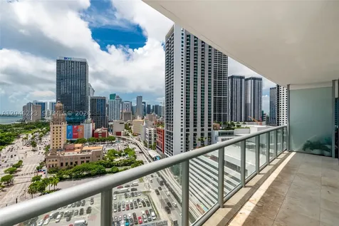888 Biscayne Boulevard Miami FL 33132