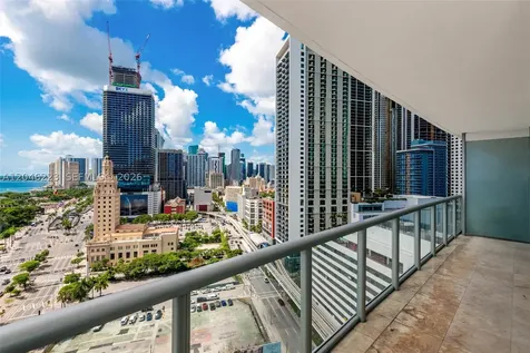 888 Biscayne Boulevard Miami FL 33132