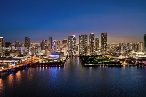 888 Biscayne Boulevard Miami FL 33132