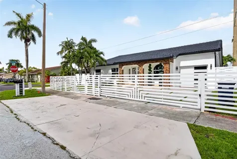 17280 SW 146th Court Miami FL 33177