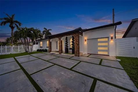 17280 SW 146th Court Miami FL 33177