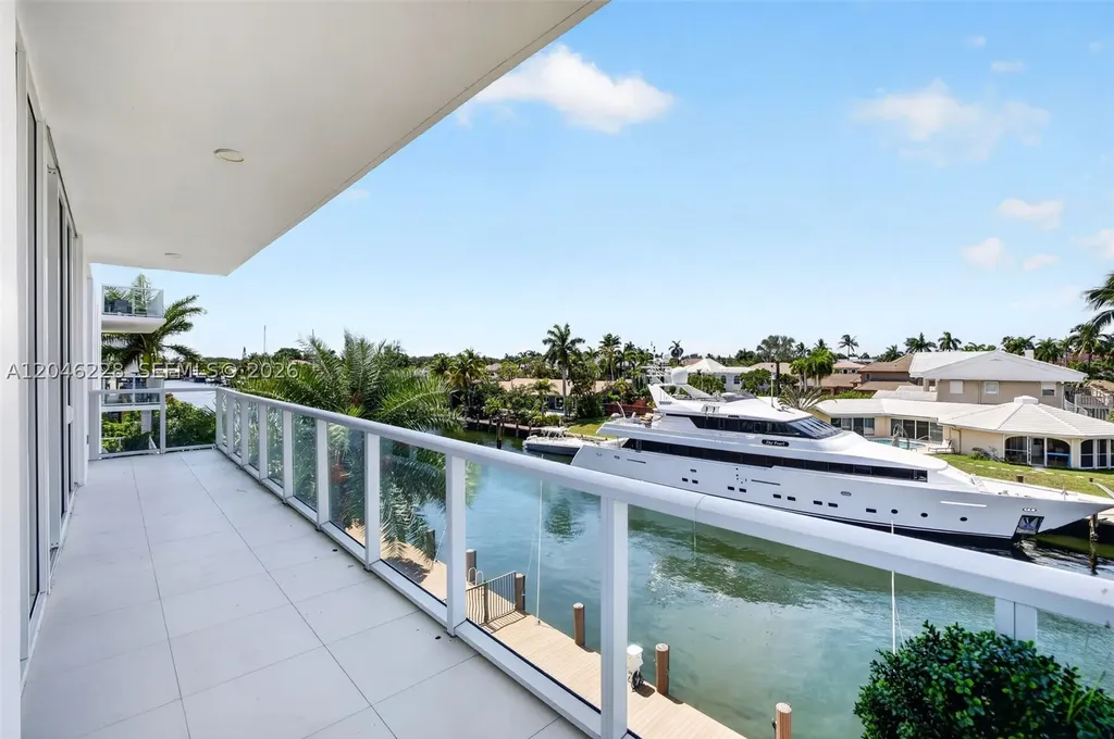 2895 NE 33rd Court Fort Lauderdale FL 33306