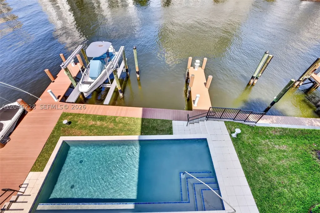 2895 NE 33rd Court Fort Lauderdale FL 33306
