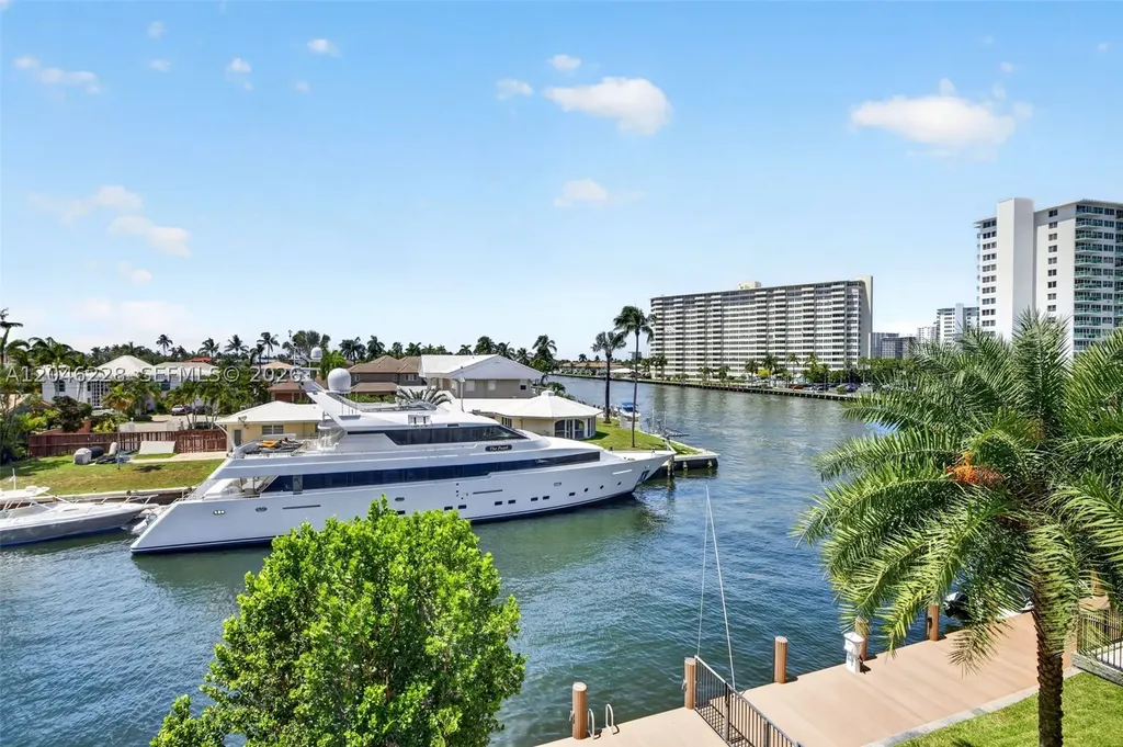 2895 NE 33rd Court Fort Lauderdale FL 33306