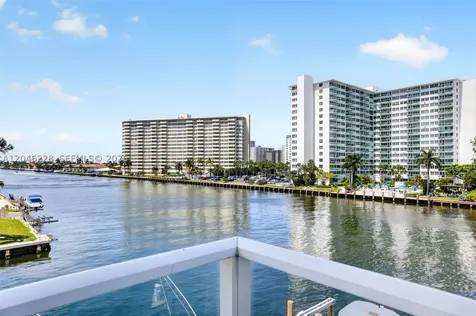 2895 NE 33rd Court Fort Lauderdale FL 33306