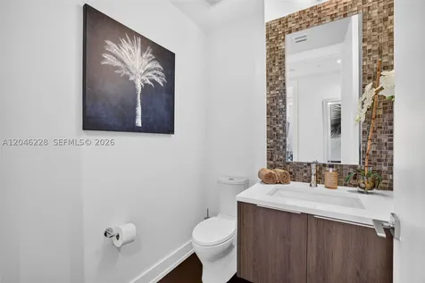 2895 NE 33rd Court Fort Lauderdale FL 33306