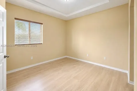 8526 NW 107th Passage Doral FL 33178