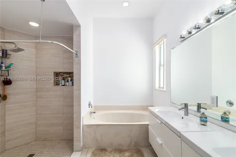 14275 NW 18th Place Pembroke Pines FL 33028