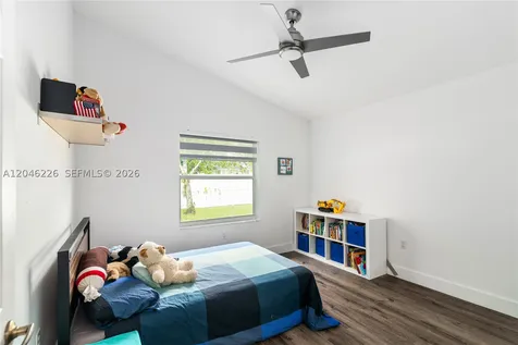 14275 NW 18th Place Pembroke Pines FL 33028