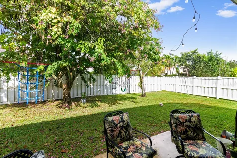 14275 NW 18th Place Pembroke Pines FL 33028