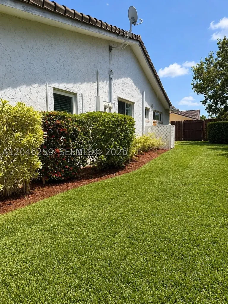 8948 NW 27th Street Coral Springs FL 33065