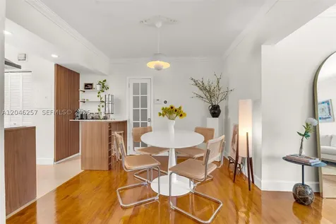 915 8th Street Miami Beach FL 33139