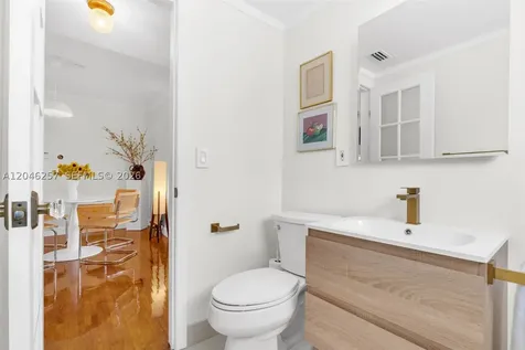 915 8th Street Miami Beach FL 33139
