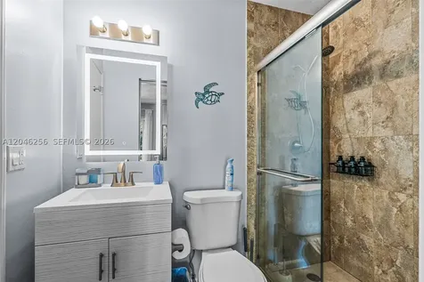 517 NE 2nd Place Dania Beach FL 33004