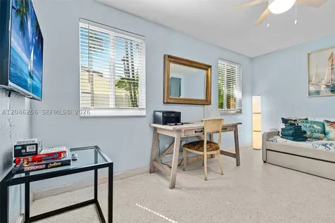 517 NE 2nd Place Dania Beach FL 33004