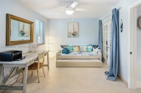 517 NE 2nd Place Dania Beach FL 33004