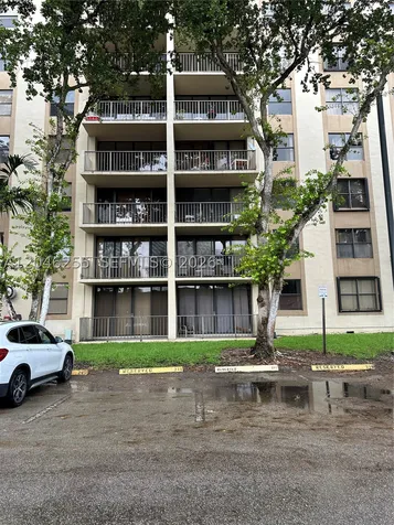 1470 NE 123rd Street North Miami FL 33161