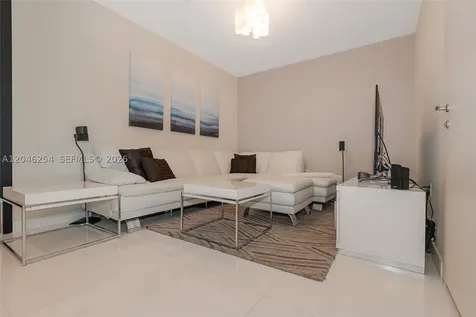 200 Biscayne Boulevard Way Miami FL 33131