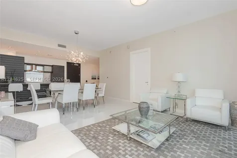 200 Biscayne Boulevard Way Miami FL 33131