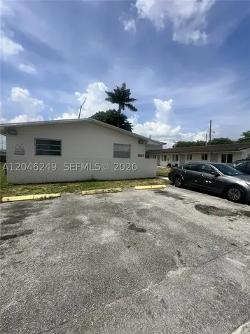 Hialeah FL 33010