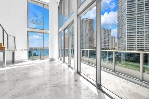200 Biscayne Boulevard Way Miami FL 33131
