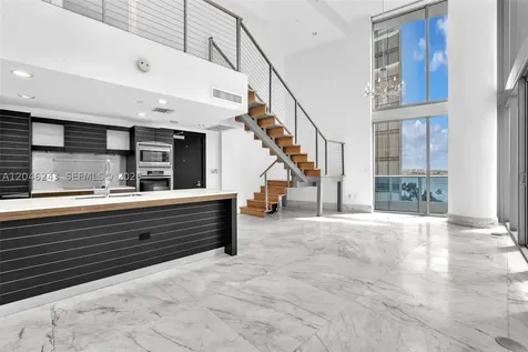 200 Biscayne Boulevard Way Miami FL 33131