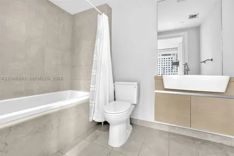 200 Biscayne Boulevard Way Miami FL 33131