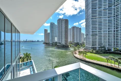 200 Biscayne Boulevard Way Miami FL 33131