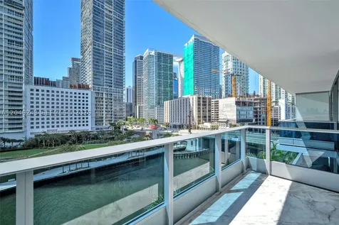 200 Biscayne Boulevard Way Miami FL 33131
